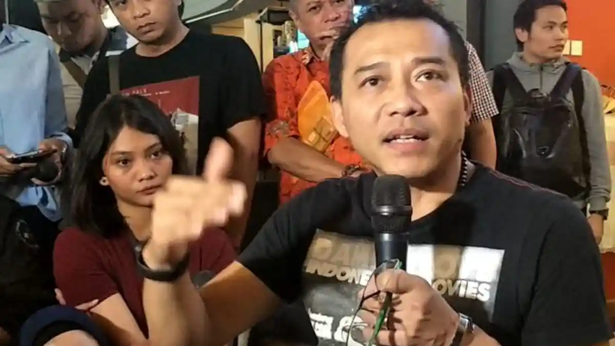 Usai 'Ribut' di Media Sosial, Anang Hermansyah, Ashanty dan Jerinx SID Akhirnya Bertemu di Bali