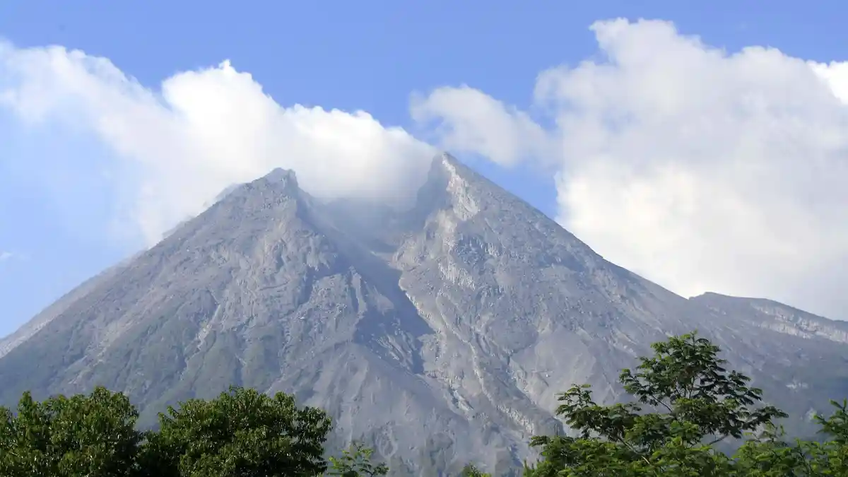 Kepala BPPTKG Sebut Aktivitas Gunung Merapi Menunjukkan ke Arah Terjadinya Erupsi