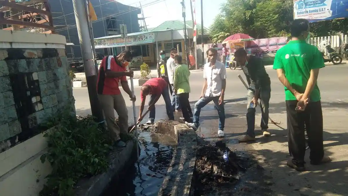 Drainase Jangan Dijadikan Sebagai Tempat Pembuangan Sampah