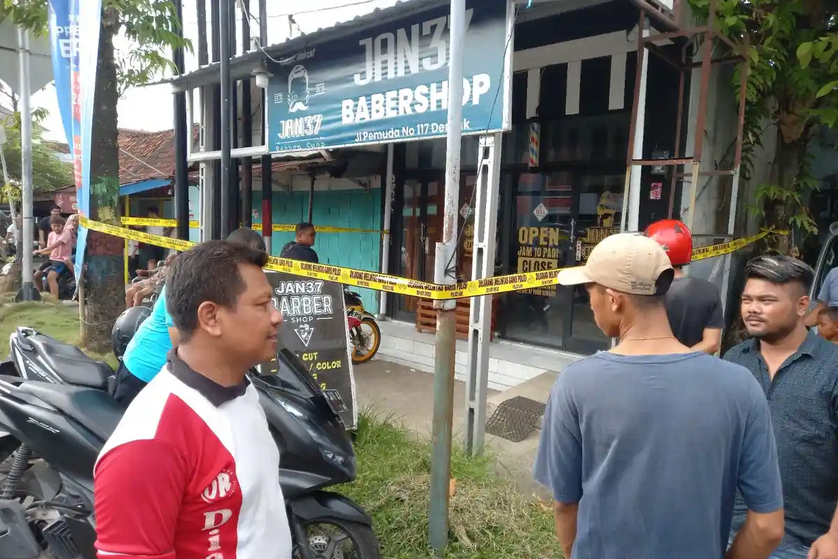Pelaku Pembunuhan Tukang Cukur di Jan37 Babershop Demak Masih Berkeliaran