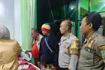 DIBACOK-Polisi-saat-membawa-korban-dugaan-pembacokan.jpg