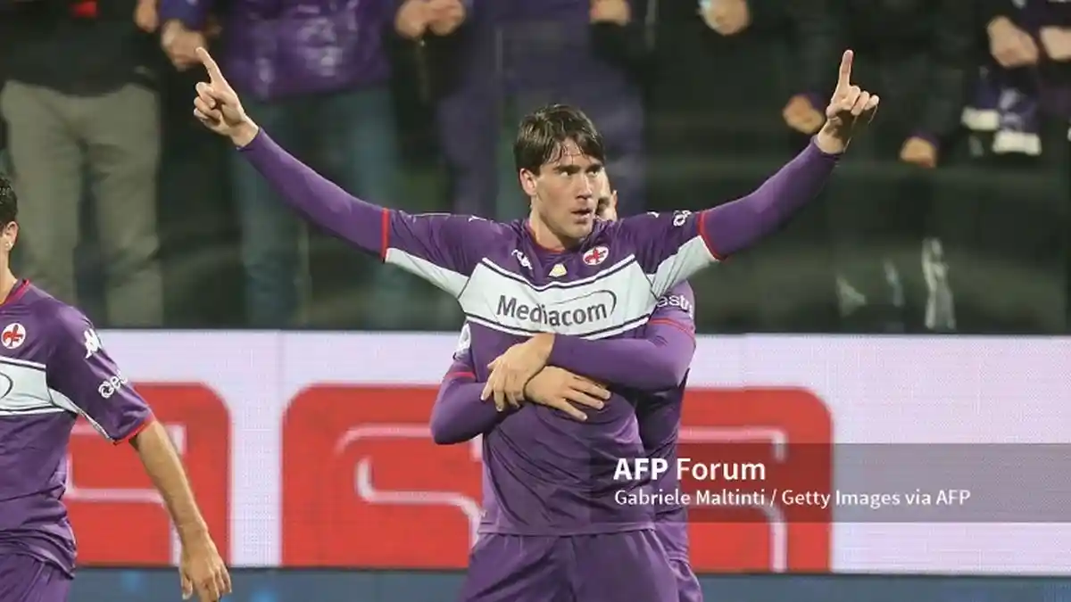 Digadang-gadang Menggantikan Aubameyang, Arteta Tanggapi Rumor Transfer Dusan Vlahovic ke Arsenal