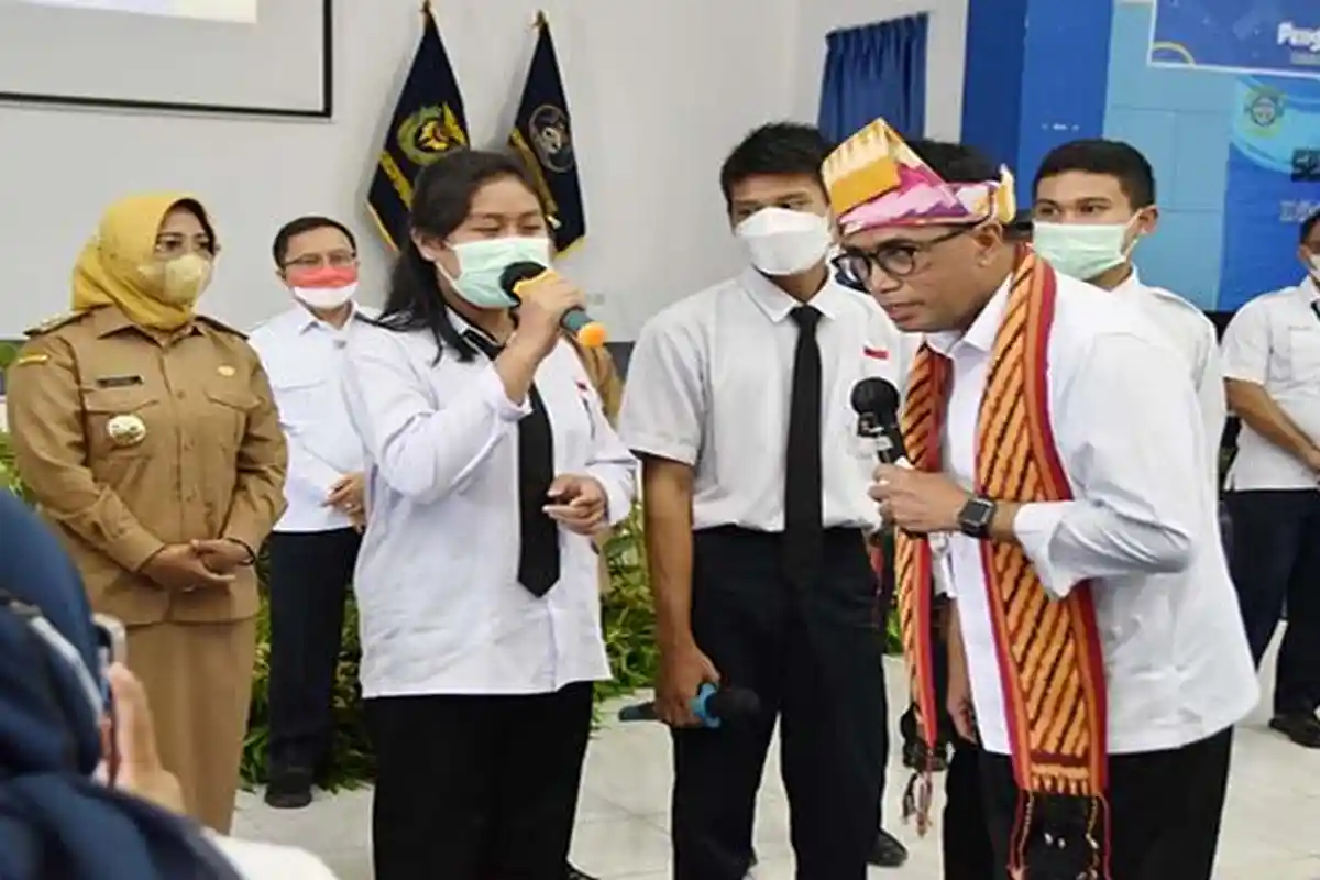 Kunjungi BP2TD Mempawah, Menhub Budi Karya Sumadi Berikan Motivasi Pada Taruna dan Taruni