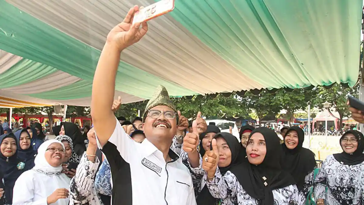 Puisi Sumpah Pemuda Unik, Gus Ipul: Pemuda Jaman Now Kabeh Seduluran
