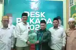 Ketua-DPRD-Sumenep-Abdul-Hamid-Ali-Munir-secara-resmi-mendaftar-ke.jpg