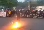 Cari-Jalan-Alternatif-Hari-Ini-Demo-Besar-besaran-Tolak-Kenaikan-BBM-Pusat-Aksi-di-DPRD-Sulsel.jpg
