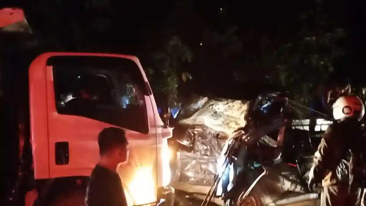 2 Mobil Terlibat Kecelakaan di Jalan Trans Kalimantan Sandai, Dua Orang Meninggal Dunia