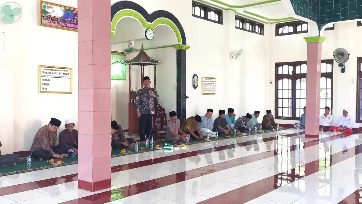 Kontrol Program Unggulan Pemkot Cilegon, Helldy Agustian: Dana Stimulan DKM Sudah Cair di 80 Masjid