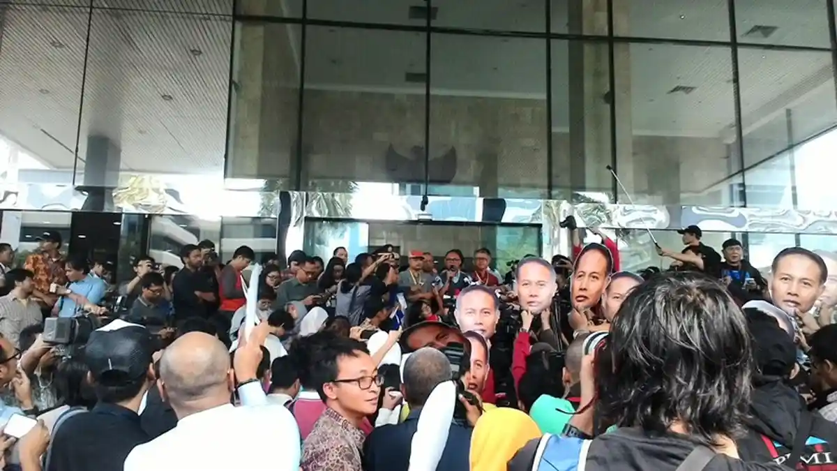 Koalisi Sipil Masyarakat Sipil Jemput BW dari KPK