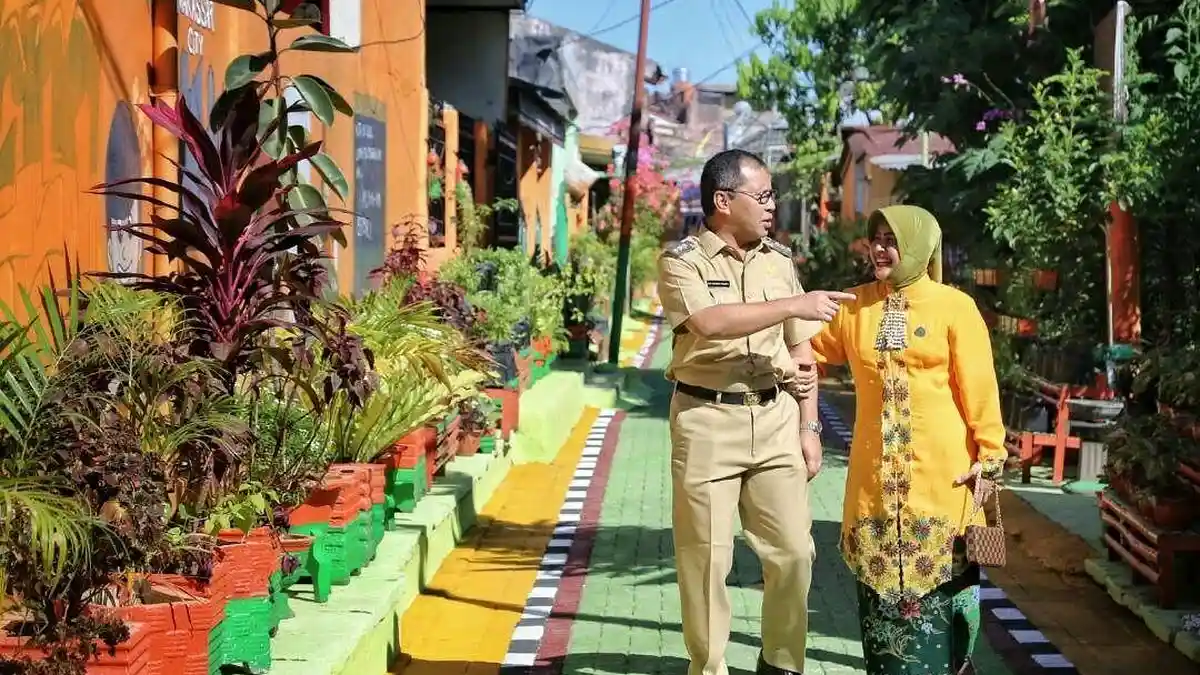Sama-sama Istri Maju di Pilkada, Danny Pomanto: Saya Antidinasti