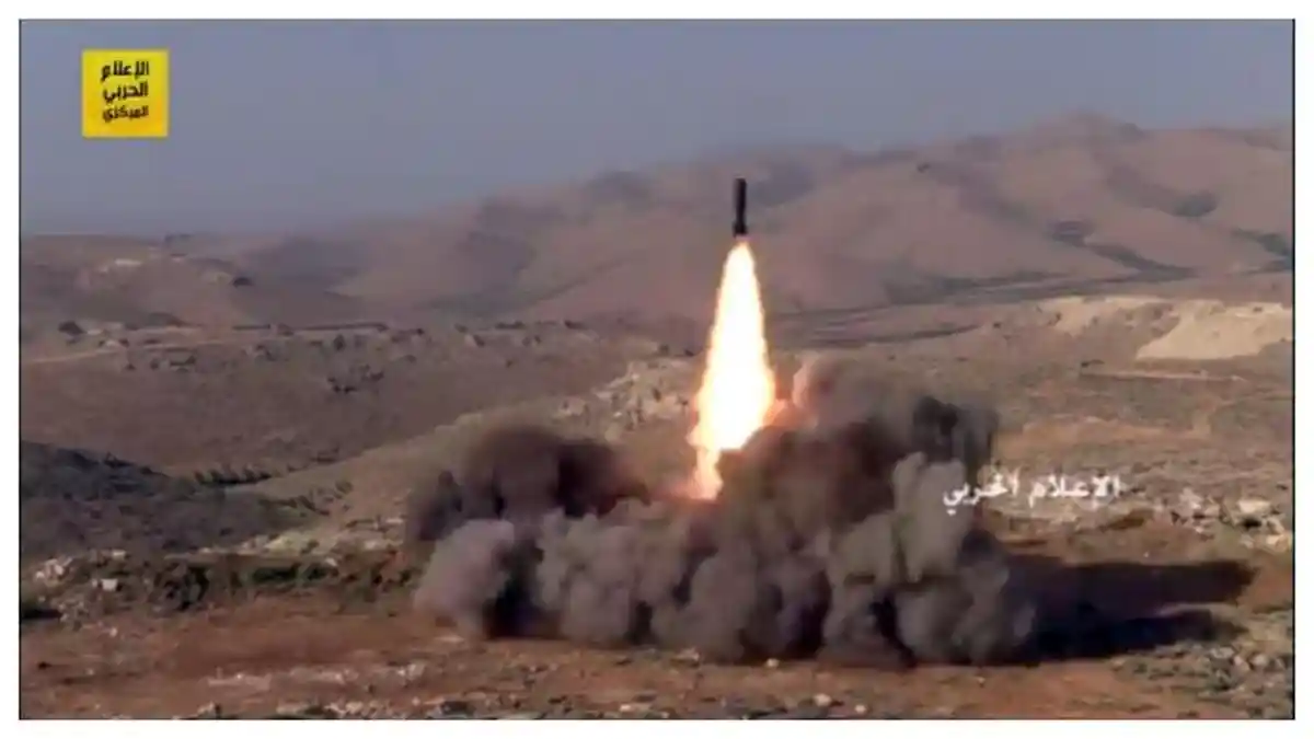 Sederet Rudal Canggih Hizbullah yang Bisa Digunakan Melawan Israel