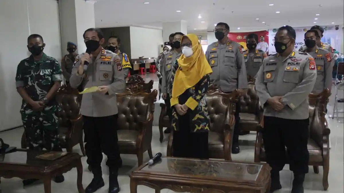 Kapolda DIY Pantau Vaksinasi Booster di Unisa Yogyakarta