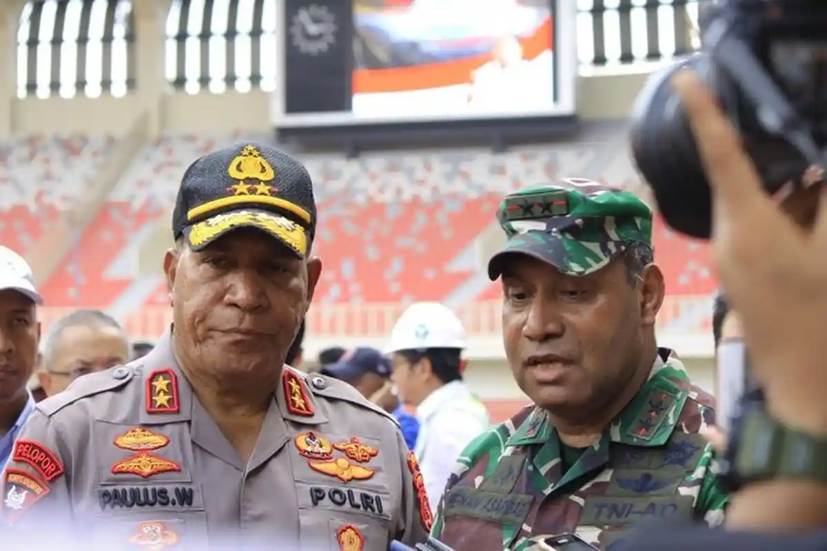 Buntut Bentrok TNI-Polri, Jenderal TNI Herman Asaribab Janji Sanksi Tegas Oknum Prajurit