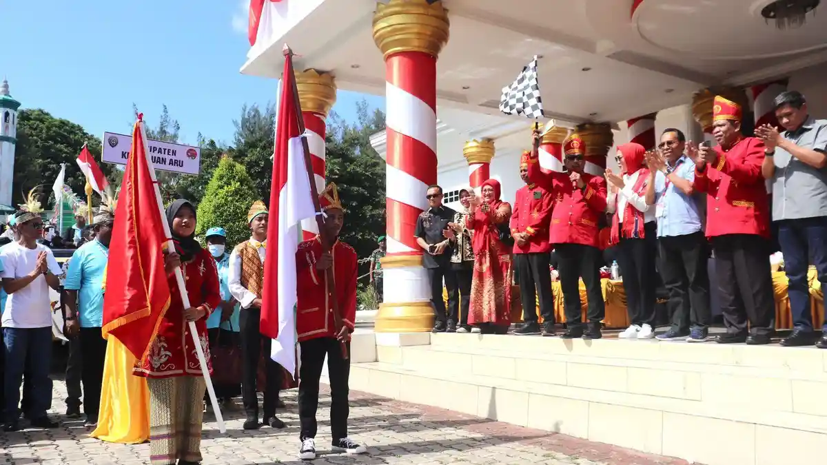 Lepas Kontingen Pesparani Katolik, Gubenur Maluku; Kuatkan Persatuan dan Tingkatkan Potensi Seni