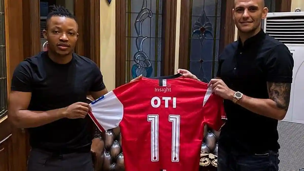 Belum Optimal Bersama Madura United, Rahmad Darmawan Puji Emmanuel Oti