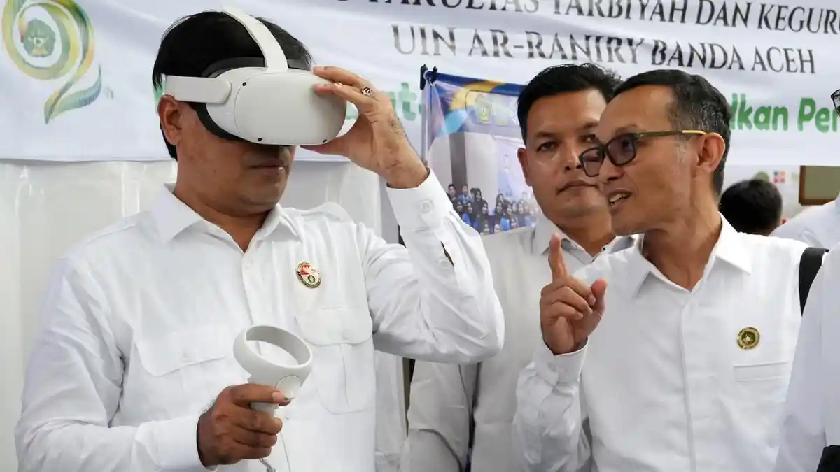 Gunakan Smart TV hingga VR, FTK UIN Ar-Raniry Integrasikan Teknologi Terkini dalam Pembelajaran