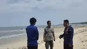 Damkarmat-Lampung-Selatan-melakukan-penyisiran-terkait-video-viral-penampakan-buaya.jpg