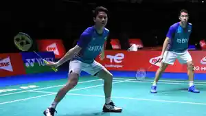 sumsel/marcus-fernaldi-gideonkevin-sanjaya-sukamuljo-pada-babak-kedua-kejuaraan-dunia-2022.jpg