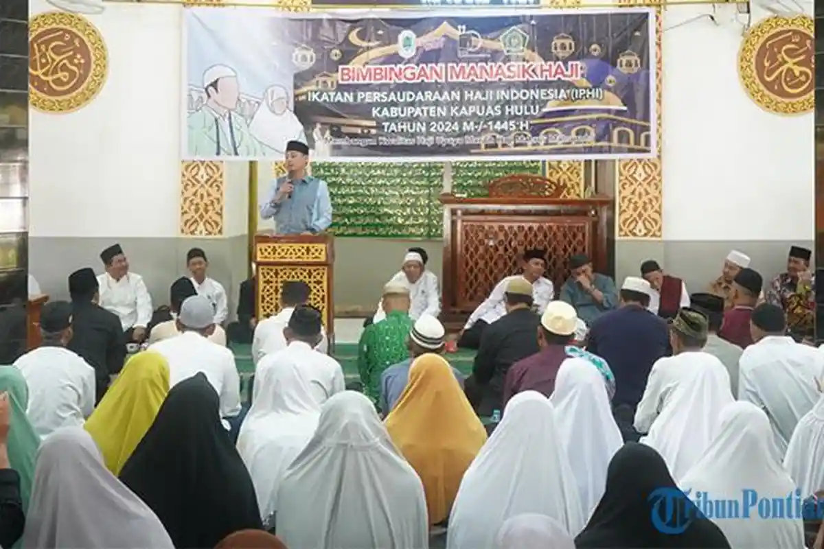 Wabup Wahyudi Hidayat Buka Bimbingan Manasik Haji 2024 Kapuas Hulu