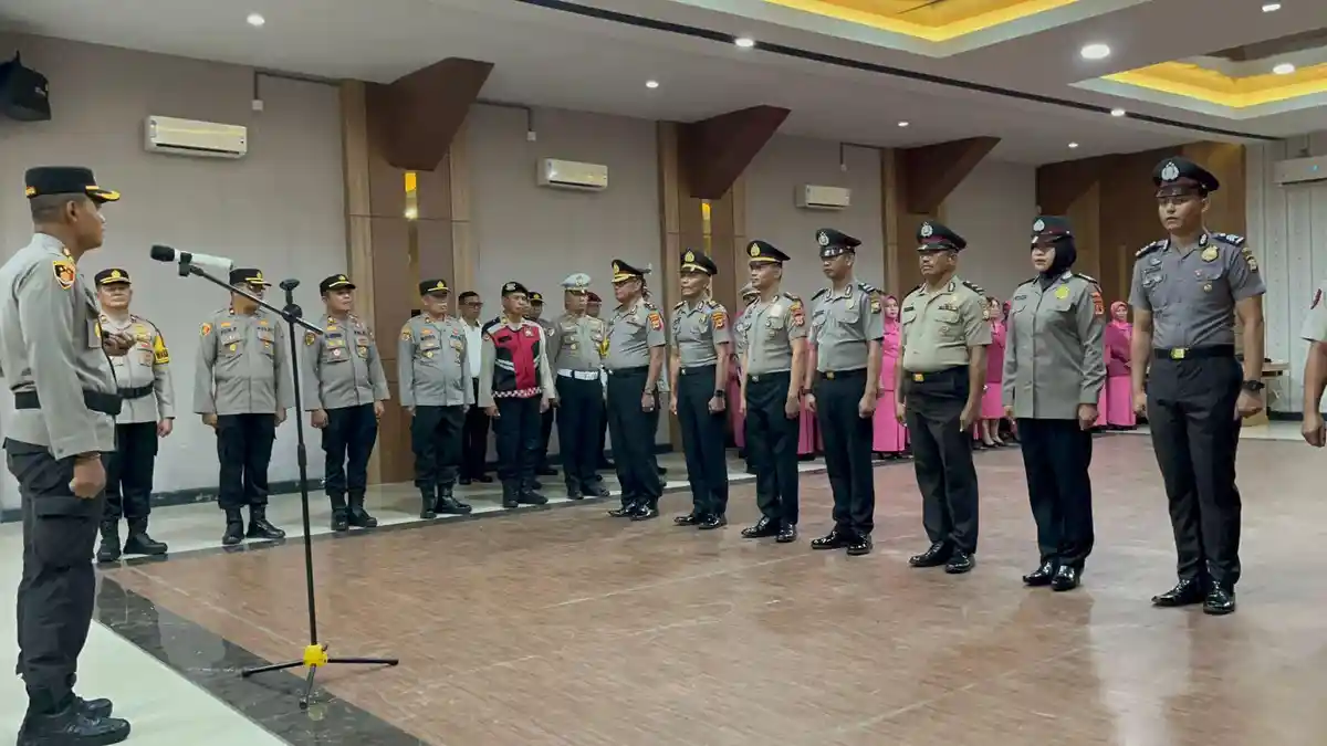 29 Personel Polres Palopo Naik Pangkat