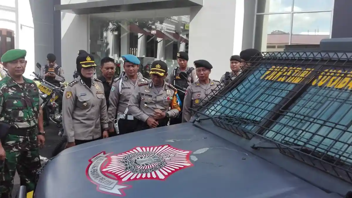 Kapolrestabes Targetkan Natal dan Tahun Baru Surabaya Harus Bebas Petasan