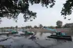 Gerebek Lumpur di Kali Mookevart