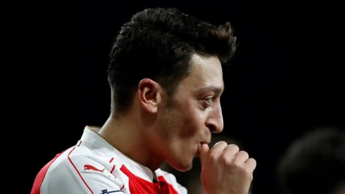Mesut Oezil Segera Pisah dari Arsenal, Pilih Klub Turki Fenerbahce