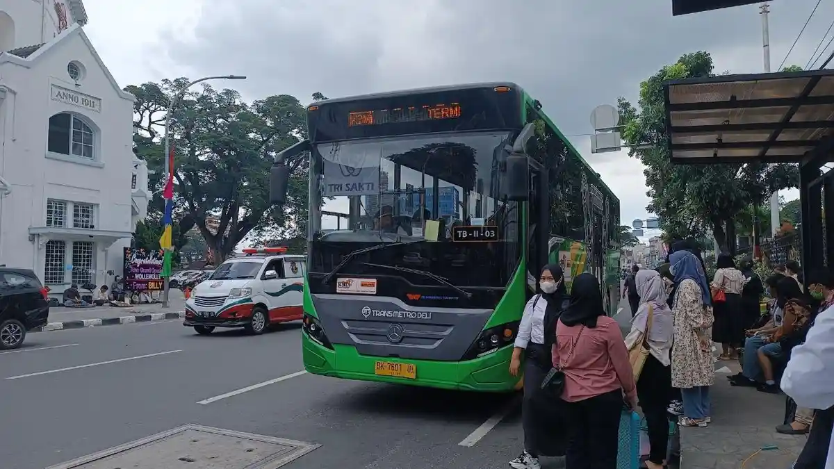 Mulai Hari Ini, Bus Trans Metro Deli Berbayar, Kecuali Pelajar dan Lansia