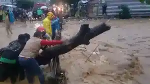 banjir-palopo-0890909.jpg