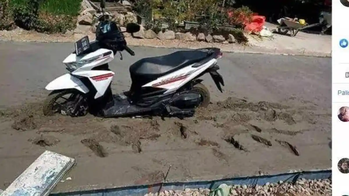 Viral Motor Matik Terjebak di Jalan Cor Basah, Pengemudi Hanya Bisa Melongo Tak Bisa Berkutik