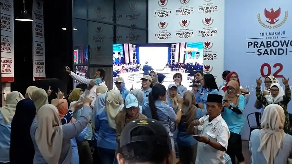Di Sela Nobar Debat Keempat Capres, Prabowo - Sandiaga Uno  Dapat Dukungan Dari Ojol