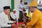 Raja-Aceh-menganugerahi-Siwah-Pusaka-Keturunan-Raja-Aceh-kepada-Dek-Fadh.jpg