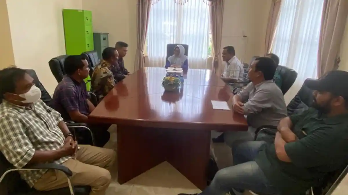 Wali Kota Susanti Terenyuh Ucapan Dukungan Panitia Natal Wartawan, Siapkan Sembako Untuk Disabilitas