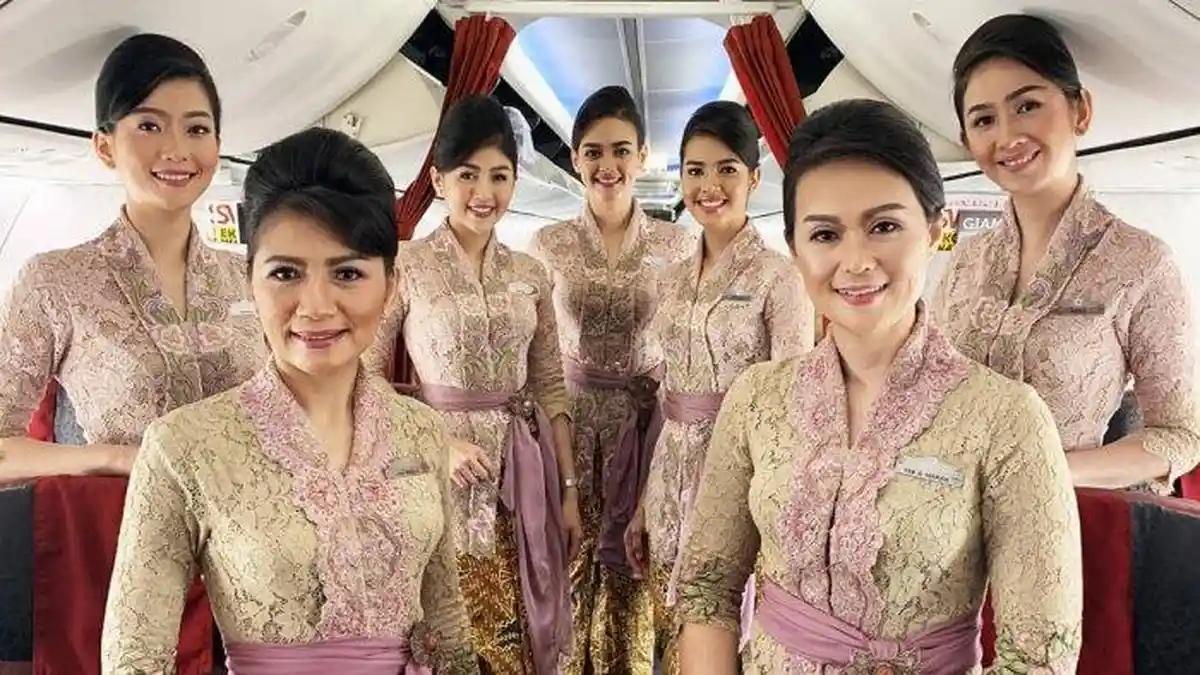 Pantas Banyak Diminati, Ternyata Segini Gaji Pramugari 5 Maskapai Penerbangan Indonesia