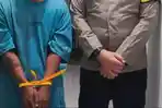 PELAKU-Tangan-diborgol-seorang-pemuda-di-Boalemo.jpg