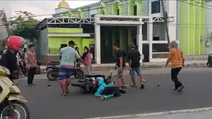 Kecelakaan-lalu-lintas-terjadi-di-Jalan-Yos-Sudarso-Kelurahan-Binanga-Mamuju.jpg