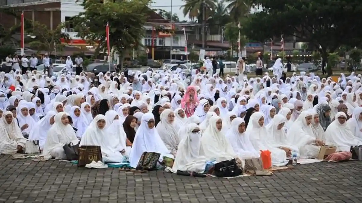 Ribuan Warga Larut dalam Zikir Akbar Dua Dekade Perdamaian Aceh di Aceh Utara