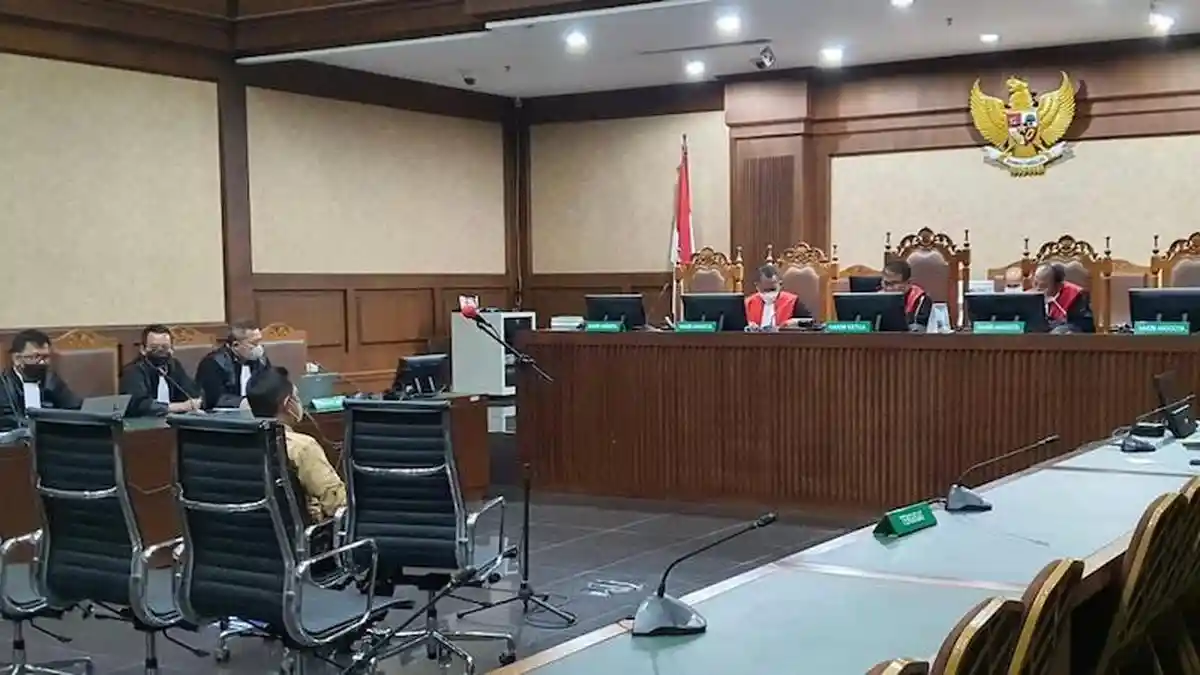 Eks Dirjen Kemendagri Ardian Noervianto Divonis 6 Tahun Penjara, Lebih Rendah dari Tuntutan KPK