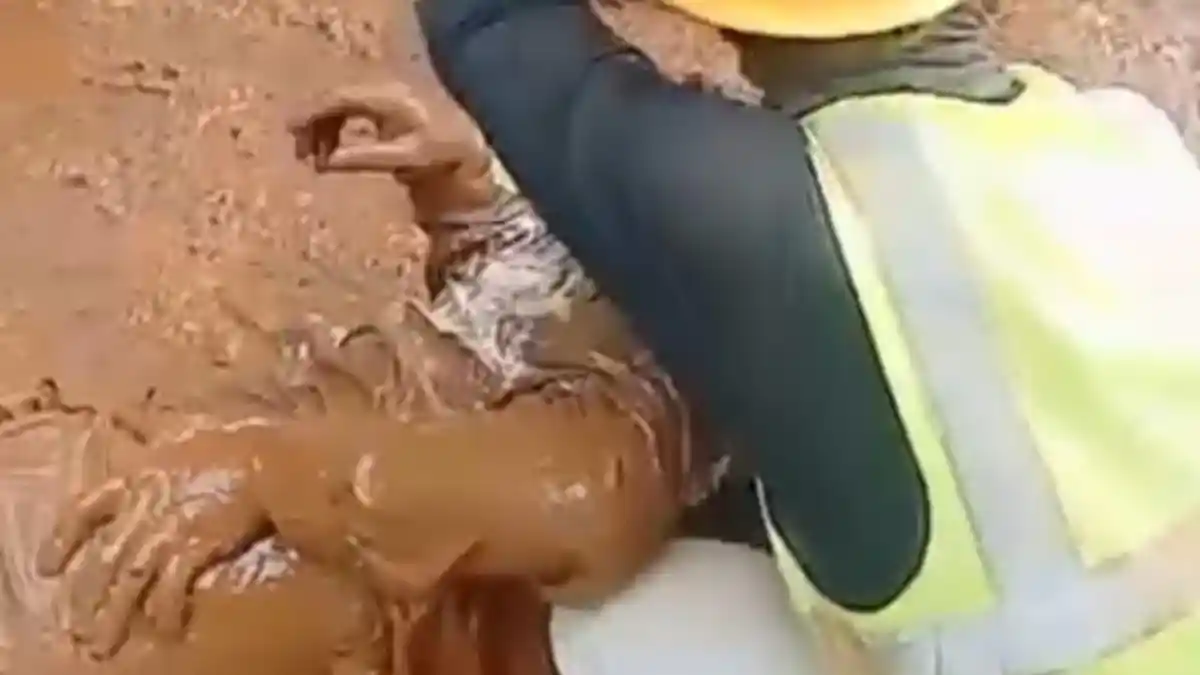 Video Viral Pekerja Tambang di Morosi Konawe Nyaris Terlindas Dump Truck