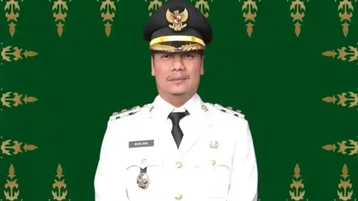 Profil Mukhlisin Plt Bupati Kuansing yang Baru, Mantan Kades, Sempat Diperiksa KPK 10 Jam - Tribunsumsel.com