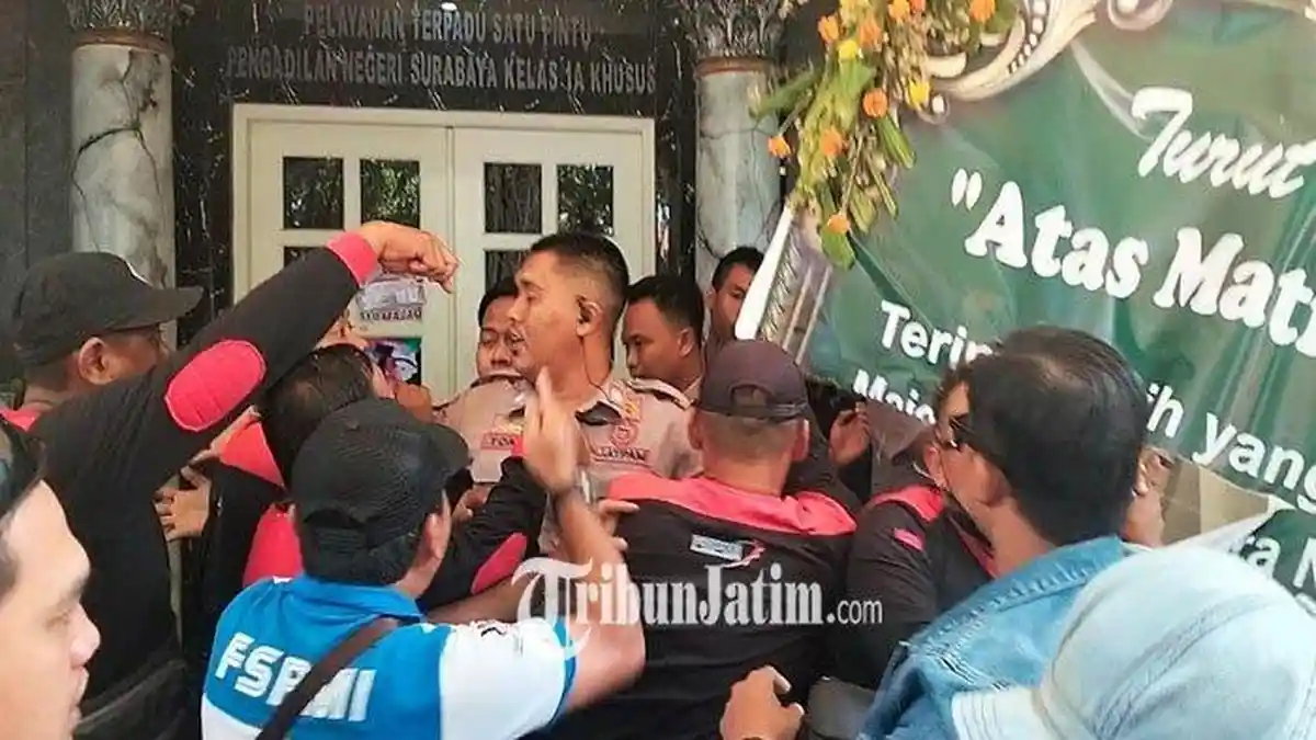 3 Hakim yang Pimpin Sidang Ronald Tannur Didesak untuk Dinonaktifkan hingga Dipecat