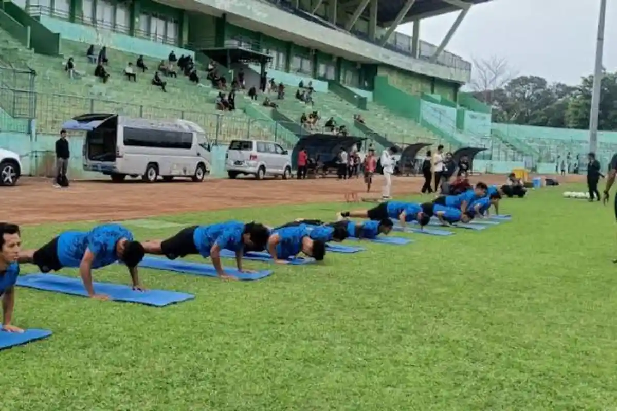 Mengintip Latihan Perdana Arema FC yang Hanya Diikuti 13 Pemain, Pelatih Joel Cornelli Belum Gabung