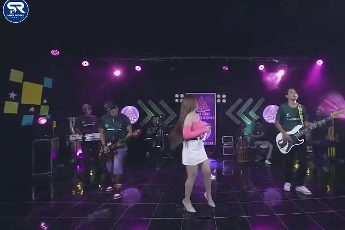 Chord Gitar dan Lirik Lagu Timbangane Gendeng - Shinta Arsinta, Kunci C: Ku Buat Happy Saja