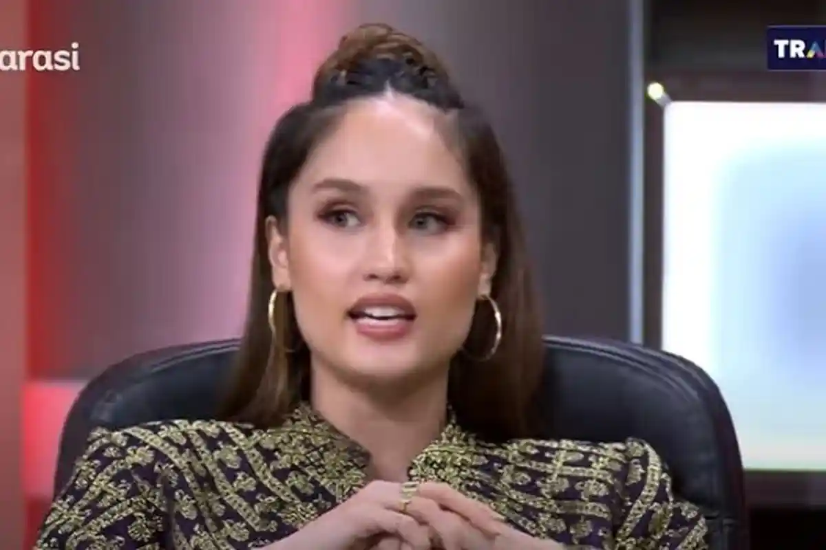 Disodorkan 15 Nama Capres 2024, Cinta Laura Sebut Ada Beberapa yang Menarik, Faldo Maldini Penasaran