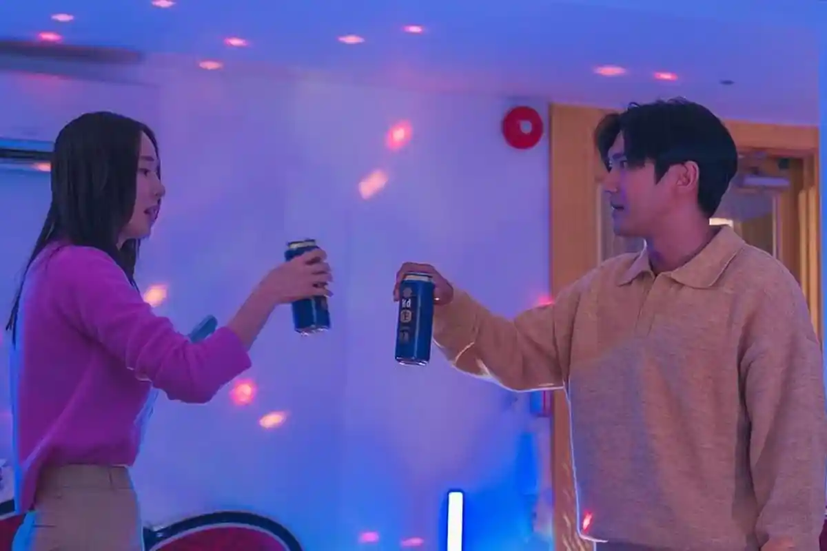 Link Streaming Love is For Suckers Episode 13 Momen Saat Choi Siwon dan Lee Da Hee Menyanyi Bersama