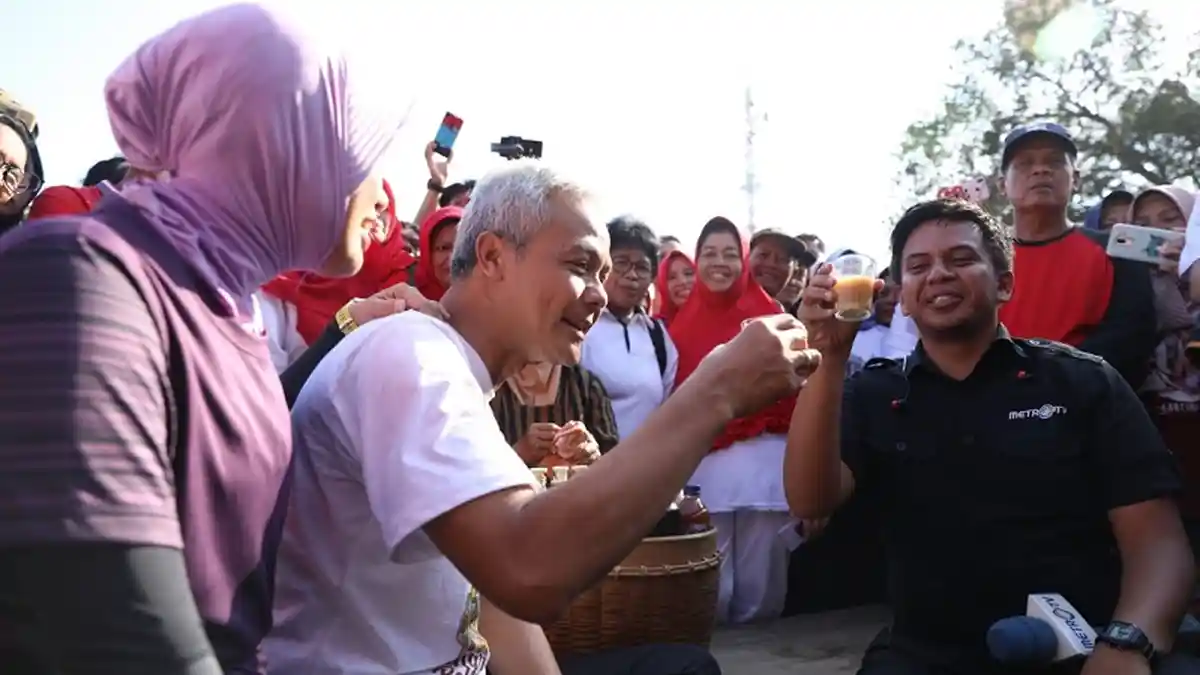 Bakul Jamu di Wonogiri Tantang Ganjar Pranowo Minum Brotowali