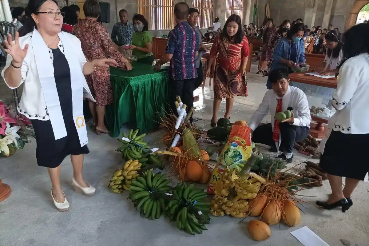 Bentuk Pengucapan Syukur, Jemaat GMIM Anugerah Wilayah Bitung XIII Sulawesi Utara