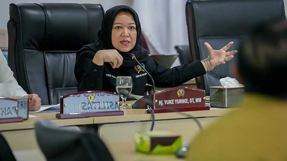 Tekan Polusi Udara, DPRD DKI Ajak Masyarakat Tak Bakar Sampah secara Ilegal