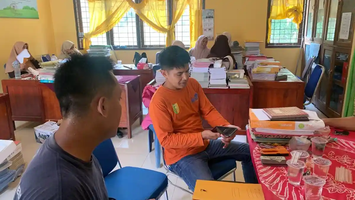 Diskominfoss Kuansing Datangi Sekolah yang Masih Terjebak Blankspot ...