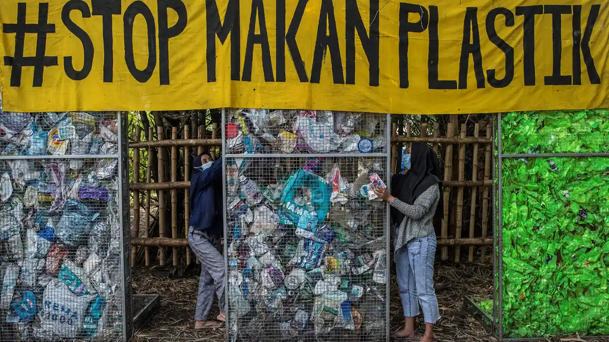 Walhi Jelaskan Alasan Kenapa Isu Sampah Plastik Harus Diprioritaskan